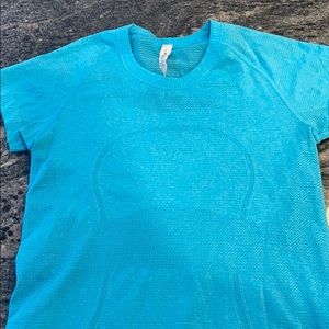 lululemon short sleeve!